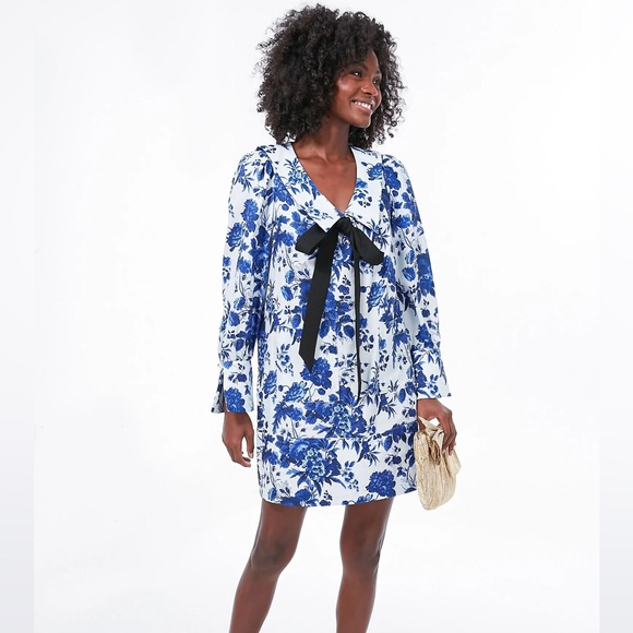 Tuckernuck Dresses & Skirts - Tuckernuck Sapphire Bloom Bella Dress NWT Size M